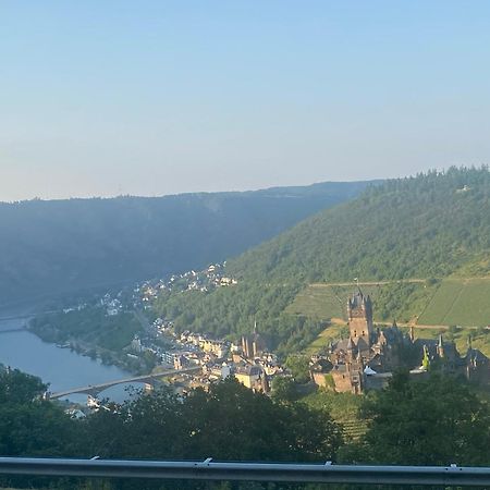 Pension Mit Moselblick Klotten Exterior photo