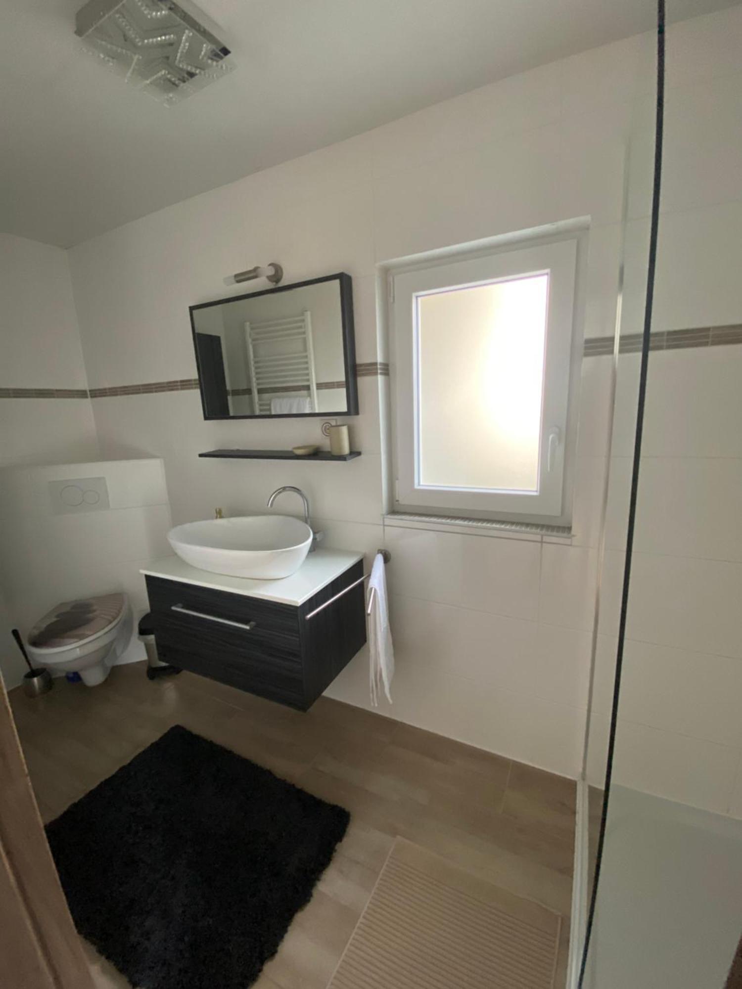 Pension Mit Moselblick Klotten Exterior photo