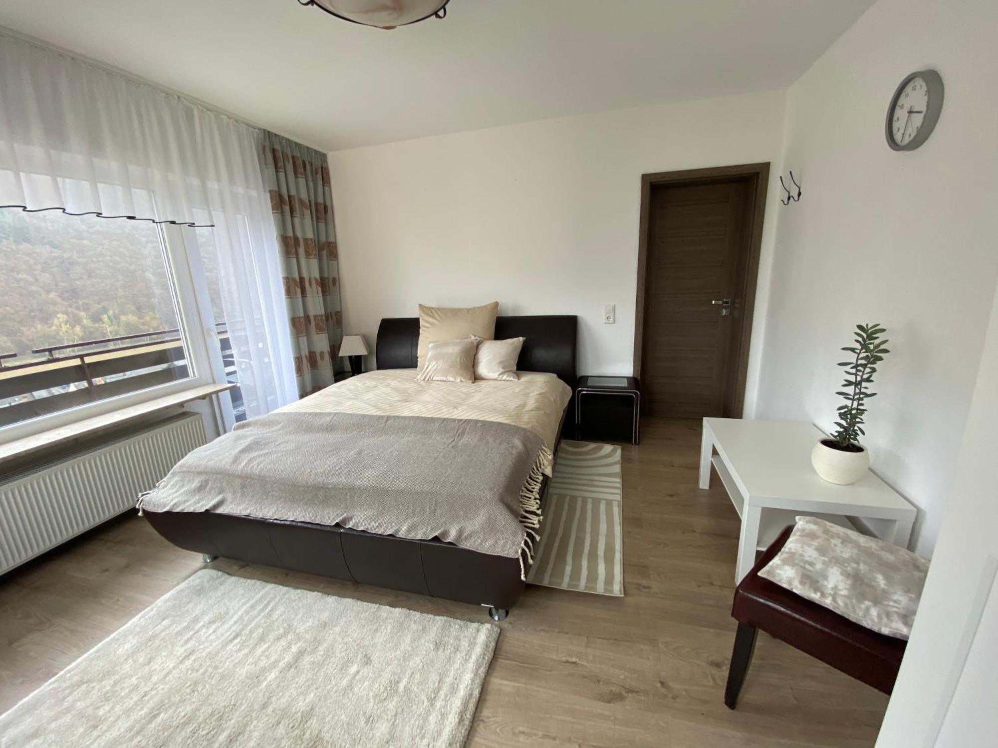 Pension Mit Moselblick Klotten Exterior photo